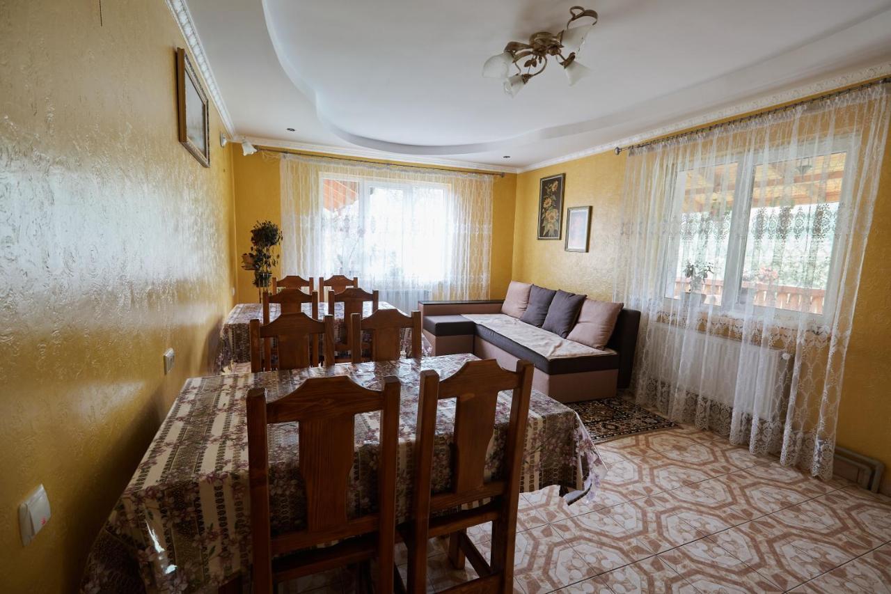 Hotel Захід Сонця Slavske Exteriér fotografie